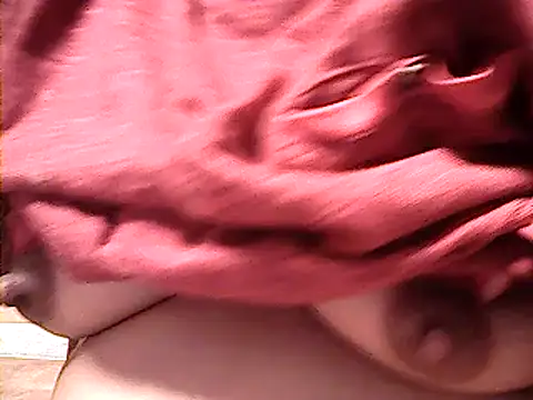 Snapshot of squirtshantal chatting on 11, 3, 2025 squirtshantal online show from 11, 3, 2025