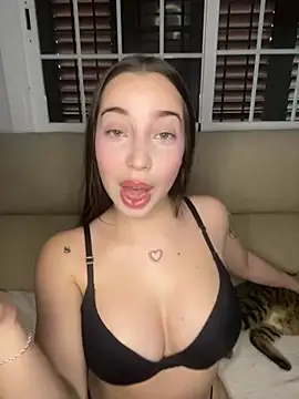 rosemistic online show from 21, 4, 2026