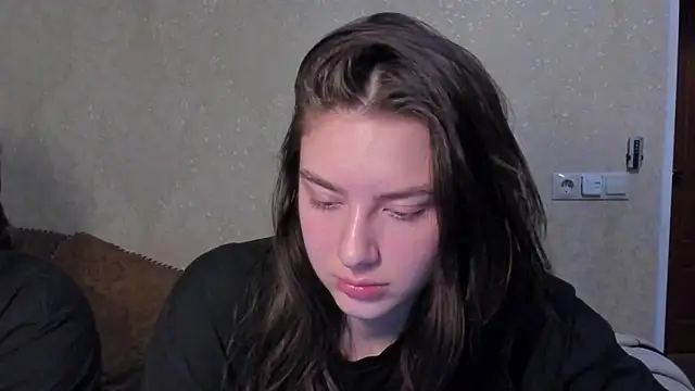 love lina muuur online show from 25, 2, 2026