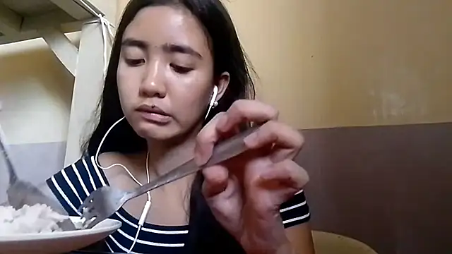 Snapshot of RessieAshcroft chatting on 26, 2, 2026 RessieAshcroft online show from 26, 2, 2026