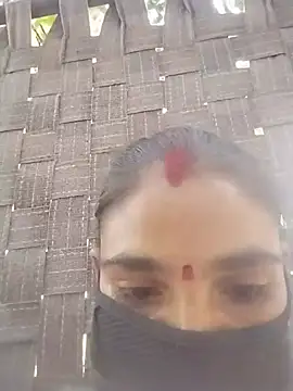 Snapshot of Seenu---Thakur chatting on 28, 6, 2026 Seenu---Thakur online show from 28, 6, 2026