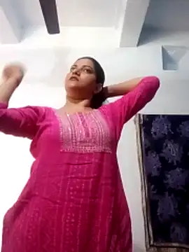 Snapshot of Anushka_Singh0 chatting on 1, 3, 2026 Anushka Singh0 online show from 1, 3, 2026