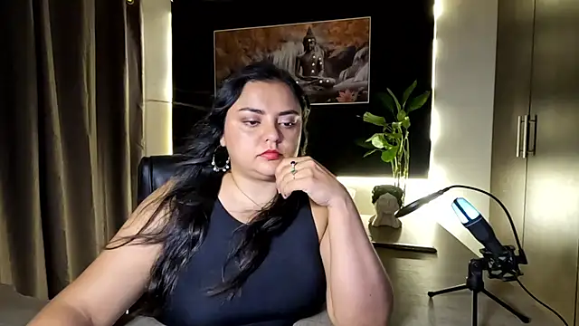 AzaraOnyx online show from 14, 7, 2026