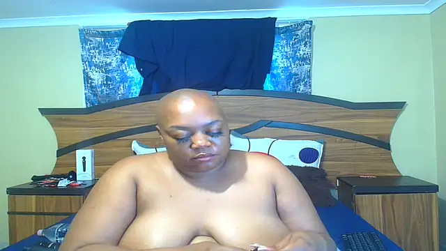 Snapshot of Queenxxxjesy chatting on 4, 4, 2026 Queenxxxjesy online show from 4, 4, 2026