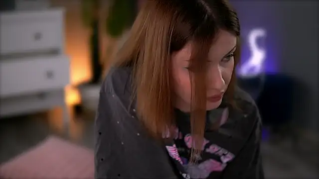 CrystalMo0n online show from 28, 3, 2026