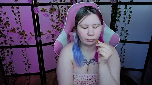 kitsune little online show from 31, 5, 2026