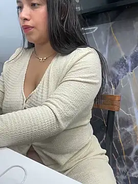 Snapshot of Miss_Bella_Flame chatting on 23, 5, 2026 Miss Bella Flame online show from 23, 5, 2026