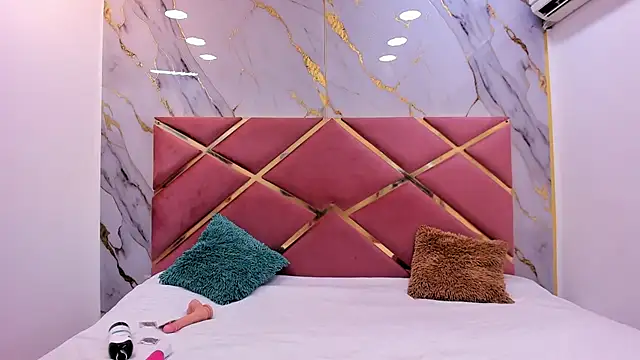 Lilith Kramston online show from 18, 2, 2026