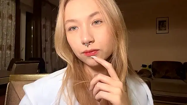 Snapshot of PinkTraible chatting on 28, 2, 2026 PinkTraible online show from 28, 2, 2026