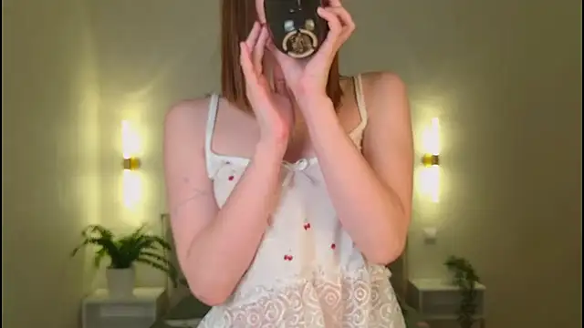 MellyAlfaay online show from 24, 2, 2026