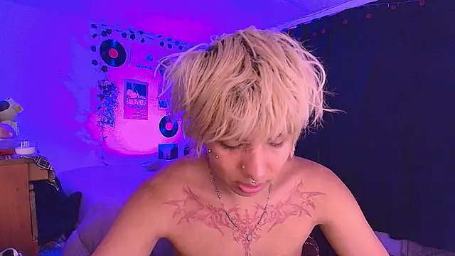 Snapshot of prince_oliverr chatting on 18, 2, 2026 prince oliverr online show from 18, 2, 2026