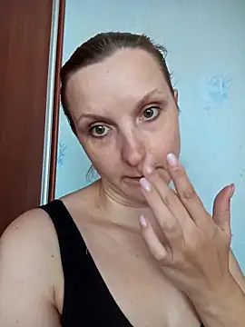 SusanGold9211 online show from 9, 3, 2026