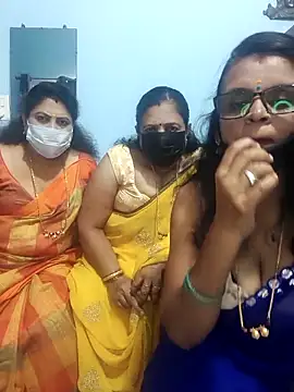 Kannadasexywifes online show from 14, 4, 2026