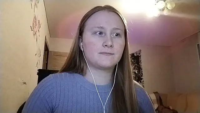 AnikaLipps online show from 10, 4, 2026