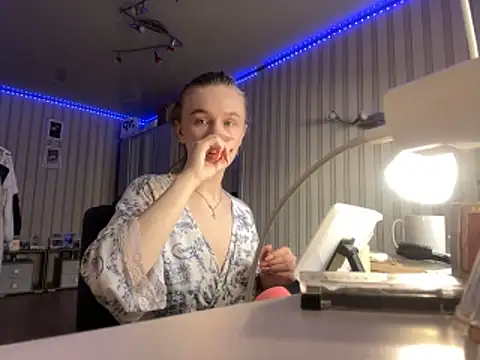 Snapshot of melissashineee chatting on 28, 2, 2026 melissashineee online show from 28, 2, 2026