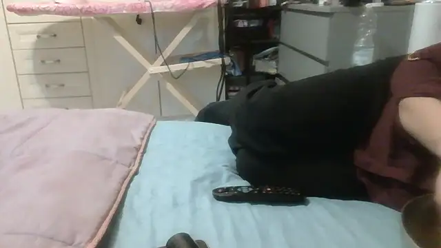 Snapshot of luanahot1 chatting on 24, 4, 2026 luanahot1 online show from 24, 4, 2026