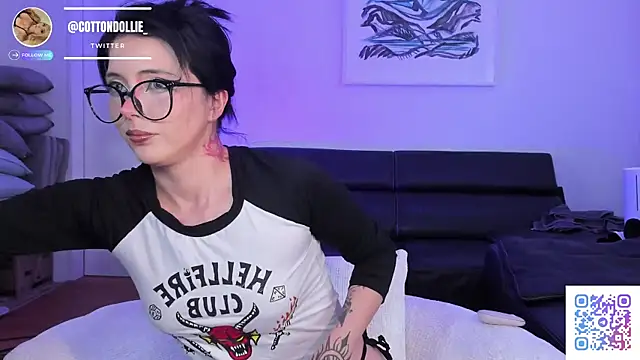 Snapshot of Cotton_dollie chatting on 5, 5, 2026 Cotton dollie online show from 5, 5, 2026