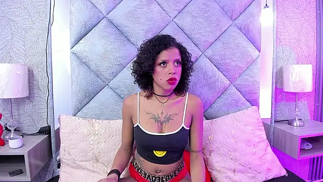 Lunakellerr online show from 24, 2, 2026