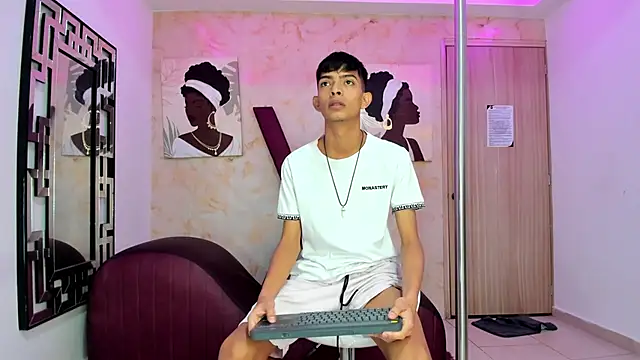 Snapshot of KITTY_BOSH chatting on 17, 2, 2026 KITTY BOSH online show from 17, 2, 2026