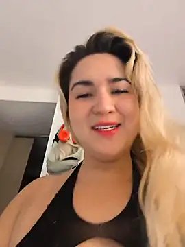 Snapshot of violet-grey chatting on 14, 5, 2026 violet-grey online show from 14, 5, 2026
