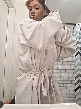 Cinnamonbunn online show from 20, 2, 2026