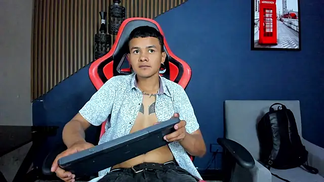 Snapshot of TylerGandi chatting on 25, 2, 2026 TylerGandi online show from 25, 2, 2026