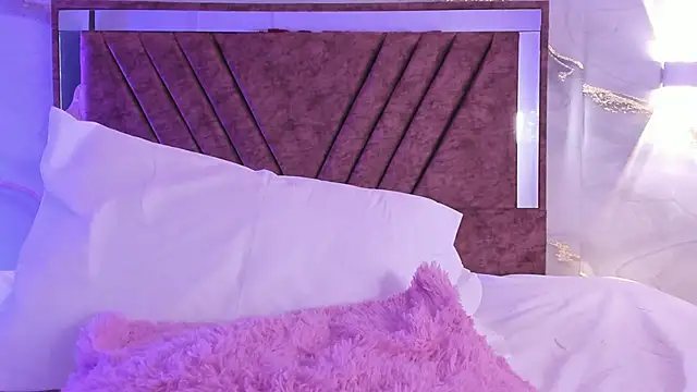 Snapshot of lily_phillips_ chatting on 20, 2, 2026 lily phillips online show from 20, 2, 2026