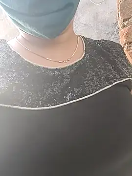 taniya0 online show from 12, 4, 2026