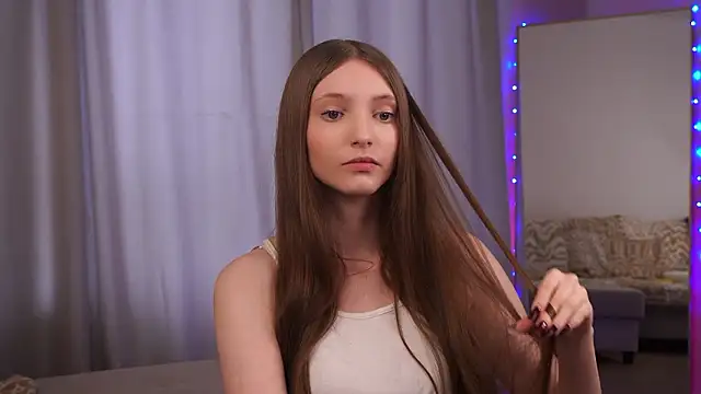 Snapshot of CathyLevel chatting on 4, 3, 2026 CathyLevel online show from 4, 3, 2026