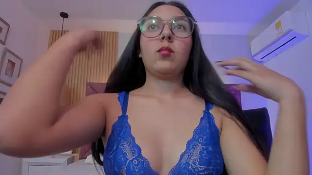 Miss Lexy  online show from 17, 3, 2026