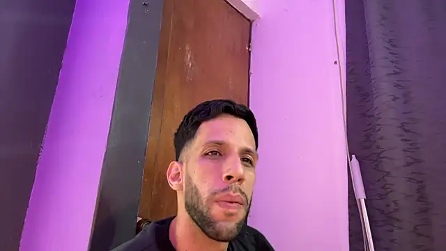 Snapshot of Karim_mansur chatting on 26, 3, 2026 Karim mansur online show from 26, 3, 2026