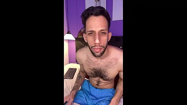 Snapshot of Karim_mansur chatting on 27, 3, 2026 Karim mansur online show from 27, 3, 2026