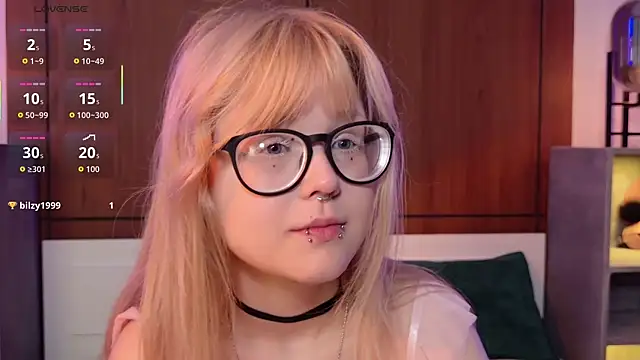 Snapshot of MoliQin chatting on 4, 6, 2026 MoliQin online show from 4, 6, 2026