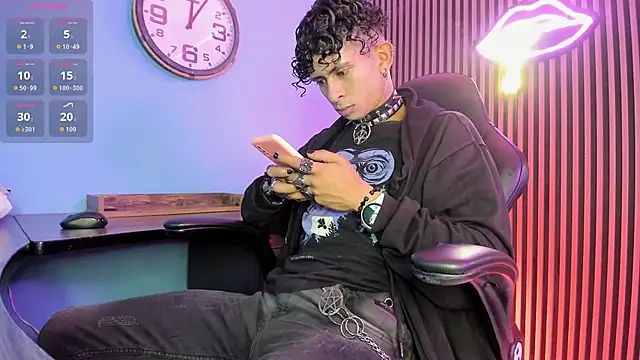 Maximoking26 online show from 24, 2, 2026