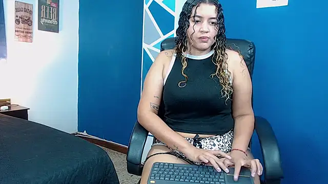 goodgirlxxl online show from 23, 2, 2026