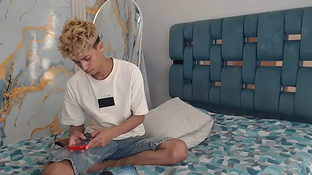 GOLD BOYS online show from 17, 4, 2026