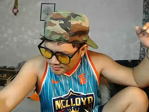 Snapshot of adorableasianboy69 chatting on 26, 6, 2026 adorableasianboy69 online show from 26, 6, 2026