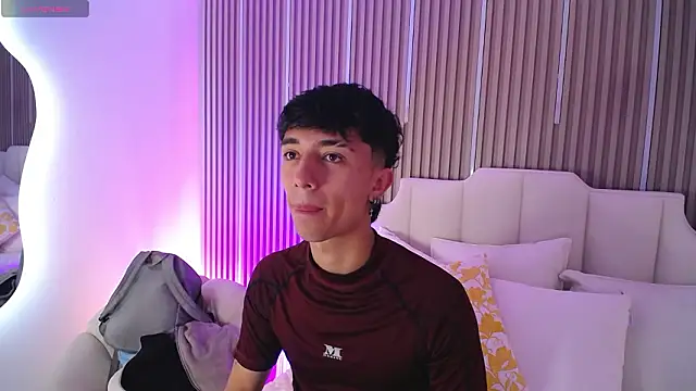 Snapshot of Aiden_Rivers_ chatting on 27, 2, 2026 Aiden Rivers online show from 27, 2, 2026