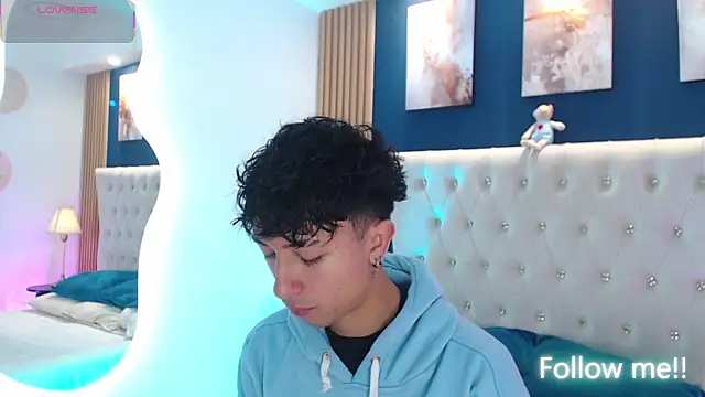 Aiden Rivers  online show from 16, 4, 2026