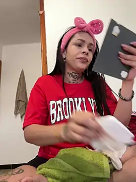 Snapshot of Alana_SmithXx chatting on 6, 3, 2026 Alana SmithXx online show from 6, 3, 2026