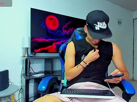 Snapshot of Lyam_Russo chatting on 23, 5, 2026 Lyam Russo online show from 23, 5, 2026