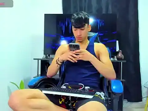 Snapshot of Lyam_Russo chatting on 18, 6, 2026 Lyam Russo online show from 18, 6, 2026