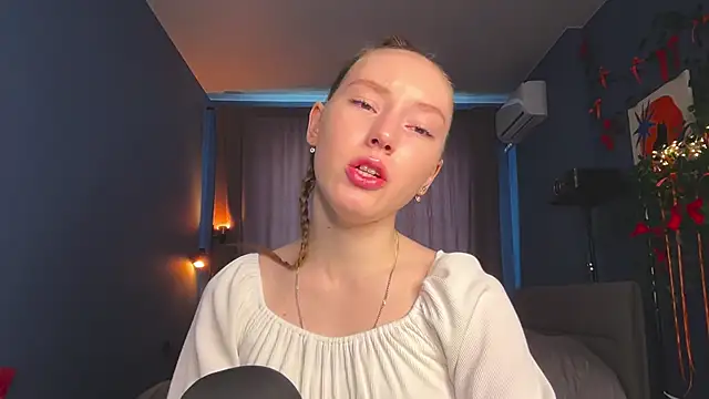 Anna Kare online show from 6, 3, 2026