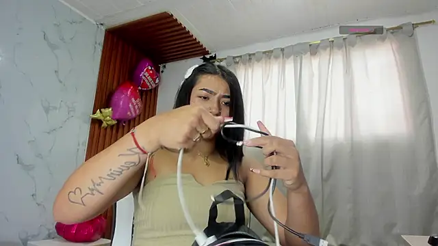 adhara  messY online show from 25, 3, 2026