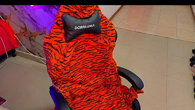 Snapshot of nova_kitttyy chatting on 28, 2, 2026 nova kitttyy online show from 28, 2, 2026