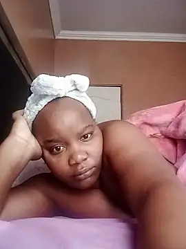 Snapshot of bigboobsy chatting on 17, 5, 2026 bigboobsy online show from 17, 5, 2026