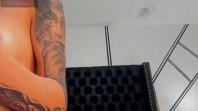 Snapshot of evangeline_valencia chatting on 19, 2, 2026 evangeline valencia online show from 19, 2, 2026