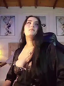 Snapshot of zoe_moon__ chatting on 19, 4, 2026 zoe moon online show from 19, 4, 2026