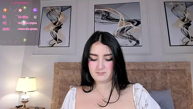 Snapshot of zoe_moon__ chatting on 7, 5, 2026 zoe moon online show from 7, 5, 2026