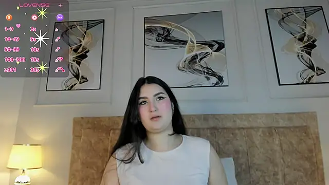 Snapshot of zoe_moon__ chatting on 19, 5, 2026 zoe moon online show from 19, 5, 2026
